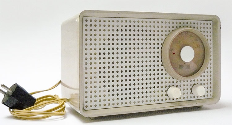 Radio của hãng Braun.