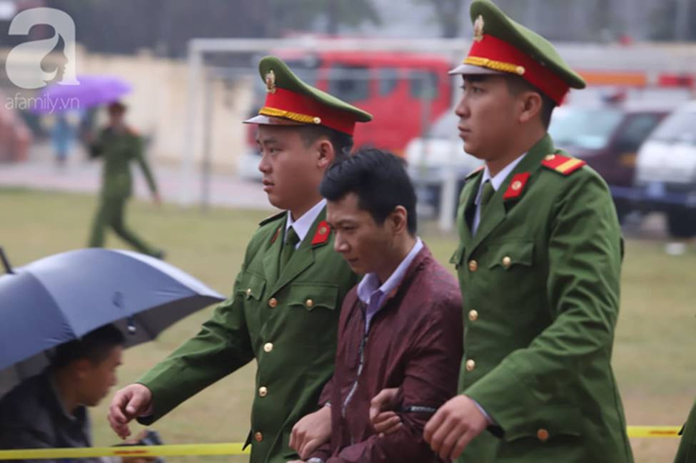 Tuyên án đối với Bùi Văn Công và đồng bọn vụ nữ sinh giao gà bị hiếp dâm, sát hại ở Điện Biên: Đề nghị tử hình 6 bị cáo-3