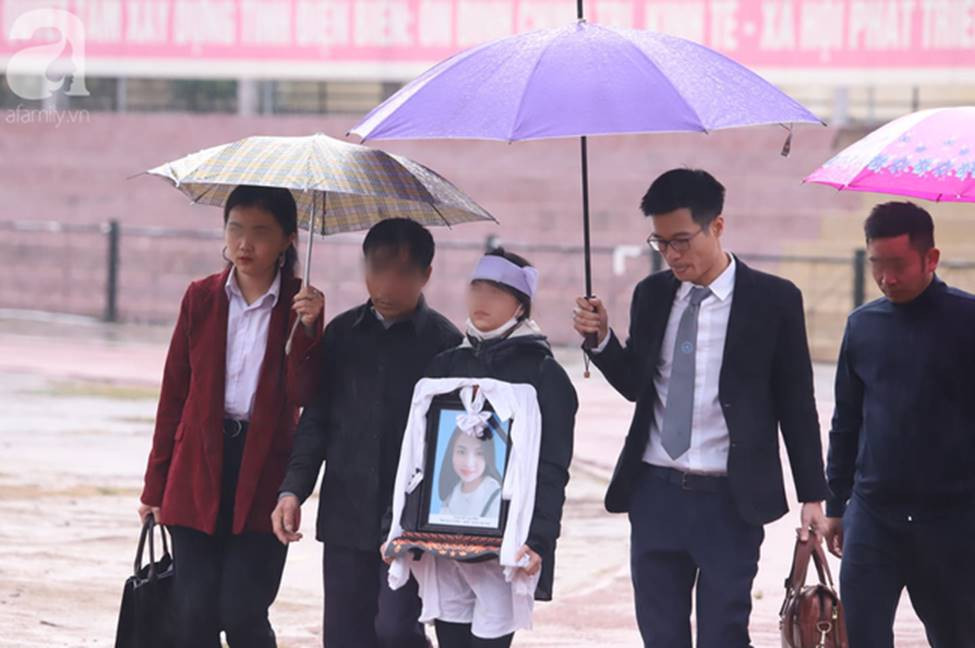 Tuyên án đối với Bùi Văn Công và đồng bọn vụ nữ sinh giao gà bị hiếp dâm, sát hại ở Điện Biên: Đề nghị tử hình 6 bị cáo-13