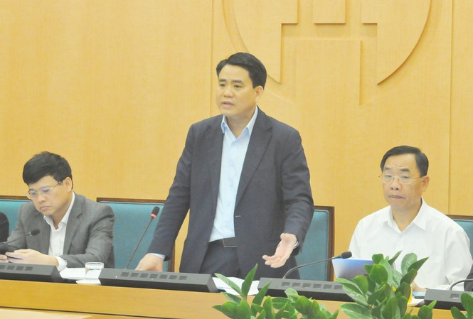 Chủ tịch UBND thành phố Hà Nội Nguyễn Đức Chung chủ trì cuộc họp (Ảnh: Tiền Phong)