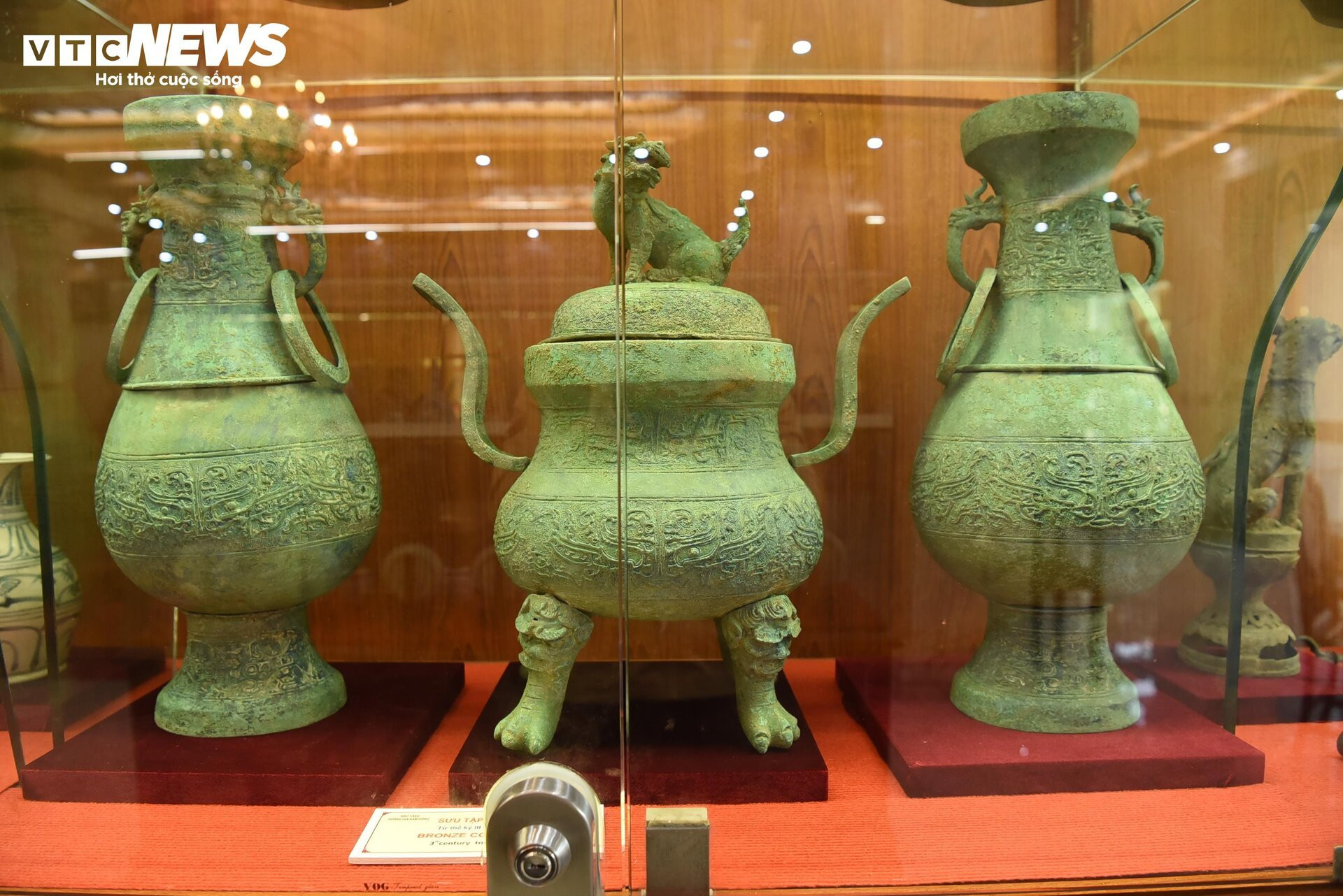 Cận cảnh ấn vàng 'Hoàng đế chi bảo' trưng bày tại bảo tàng tư nhân ở Bắc Ninh - 16