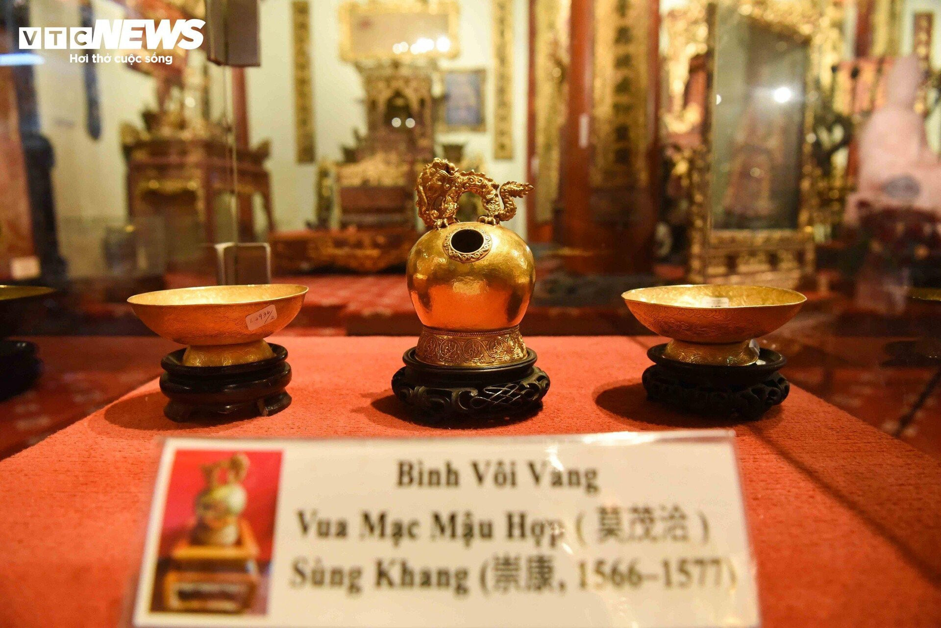 Cận cảnh ấn vàng 'Hoàng đế chi bảo' trưng bày tại bảo tàng tư nhân ở Bắc Ninh - 14