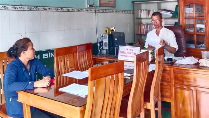nóng 24h: kháng nghị giám đốc thẩm vụ bị cáo nhảy lầu tự tử hình 1 nong 24h: khang nghi giam doc tham vu bi cao nhay lau tu tu hinh 1