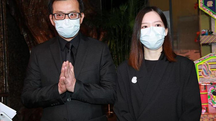 Lưu Đức Hoa cùng dàn sao TVB viếng vợ Huỳnh Nhật Hoa