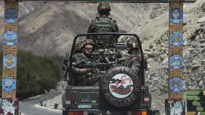 Căng thẳng với TQ leo thang, Ấn Độ điều thêm hàng nghìn lính tới biên giới