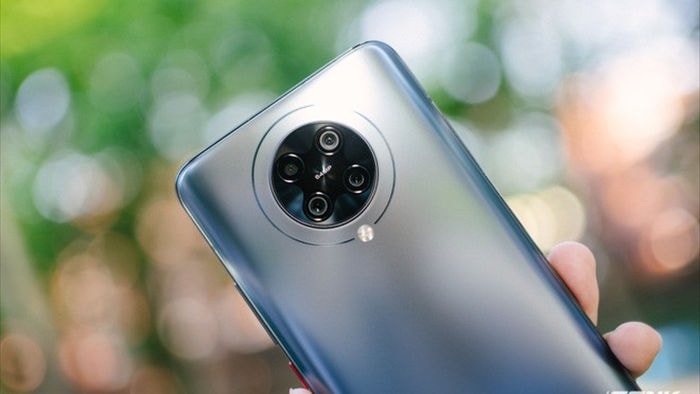 Trên tay POCO F2 Pro: Smartphone trang bị chip Snapdragon 865 giá rẻ nhất thế giới - Ảnh 7. Trên tay POCO F2 Pro: Smartphone trang bị chip Snapdragon 865 giá rẻ nhất thế giới - Ảnh 7.
