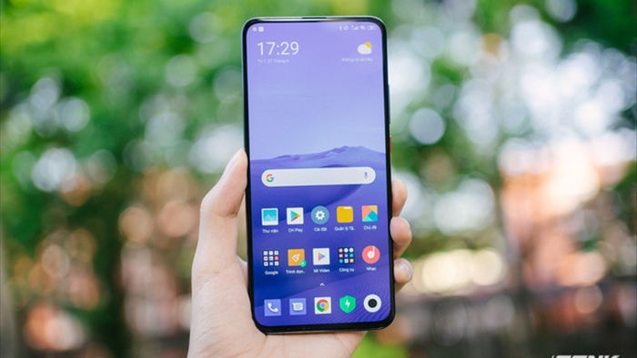 Trên tay POCO F2 Pro: Smartphone trang bị chip Snapdragon 865 giá rẻ nhất thế giới - Ảnh 9. Trên tay POCO F2 Pro: Smartphone trang bị chip Snapdragon 865 giá rẻ nhất thế giới - Ảnh 9.