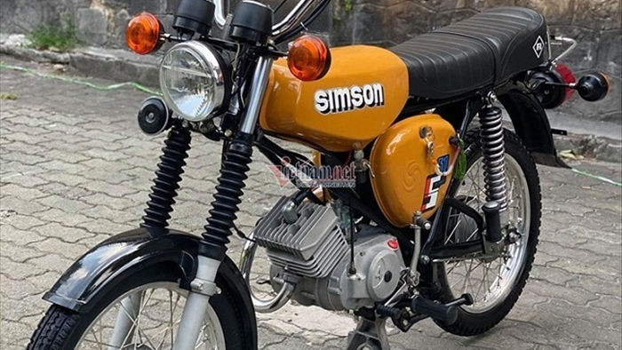 Xe máy Simson 'huyền thoại' 31 năm tuổi giá 150 triệu đồng
