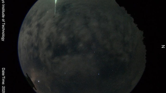 Thiên thạch nổ phát sáng trên bầu trời Nhật Bản - 3
