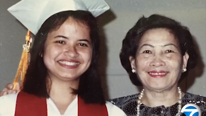 Người phụ nữ gốc Việt tìm được ba chị em cùng cha sau 47 năm