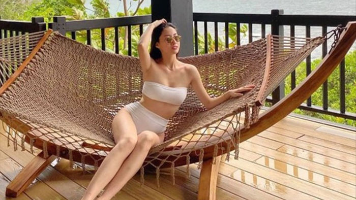 Hoa hậu Lương Thùy Linh tung ảnh bikini nóng bỏng chào hè - 5