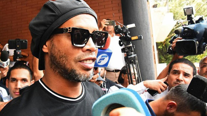 Ronaldinho sắp được thả dự do ở Paraguay - 1