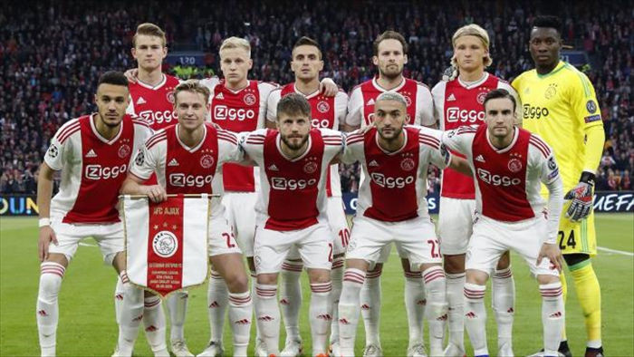 13 cầu thủ, nhân viên Ajax Amsterdam mắc COVID-19  - 1
