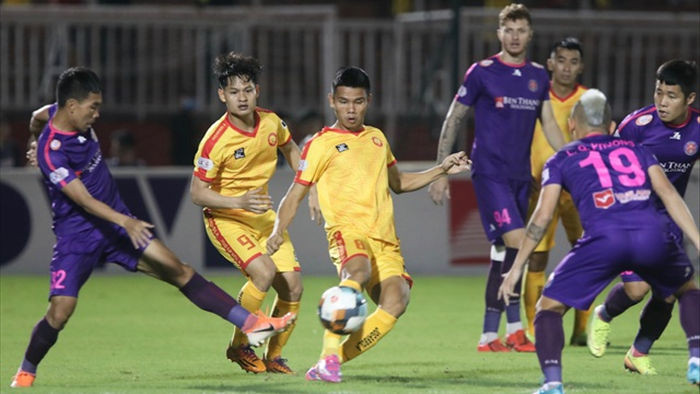 CLB Thanh Hóa sẽ bị đẩy xuống giải hạng Ba nếu bỏ V-League - 1