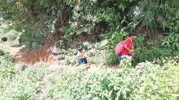 Say đắm với vẻ đẹp của thác Kon Bông giữa rừng xanh - 7 Say đắm với vẻ đẹp của thác Kon Bông giữa rừng xanh - 7