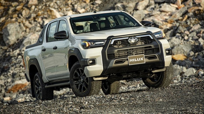 Toyota Hilux 2020 giá từ 628 triệu, thêm công nghệ để cạnh tranh Ranger - 1