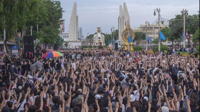 Biểu tình lớn chưa từng có tại Bangkok kể từ đảo chính 2014