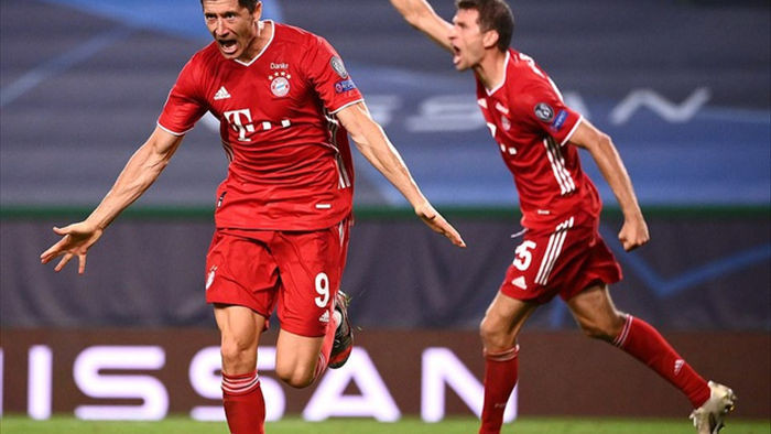 Lewandowski san bằng kỷ lục của huyền thoại Bayern Munich - 1