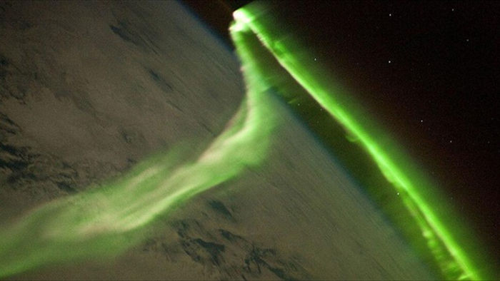 Phi hành gia trên trạm ISS bất ngờ ghi lại được hình ảnh UFO - 1