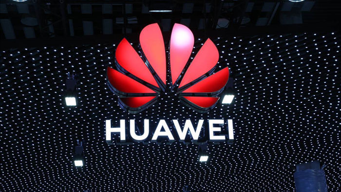 Huawei lên 'đám mây' để tìm đường sống