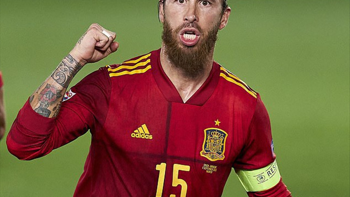 Sergio Ramos và Fati tỏa sáng, Tây Ban Nha thắng đậm Ukraine - 1