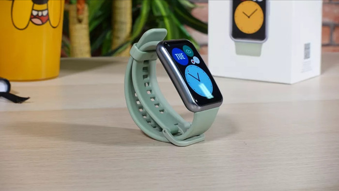 Huawei ra mắt đồng hồ giống Apple Watch tại IFA 2020 - 1