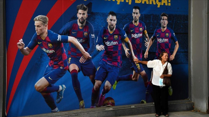Messi ở lại tác động như thế nào tới Barcelona? - 1