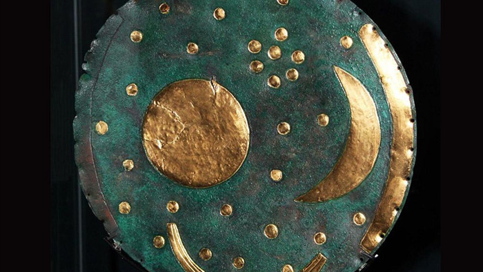 Hé lộ bí mật về niên đại của đĩa đồng mô tả vũ trụ cổ xưa nhất - 1