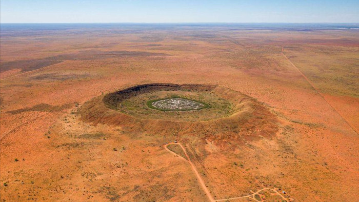 Phát hiện miệng hố thiên thạch 100 triệu năm tuổi ở Úc - 1
