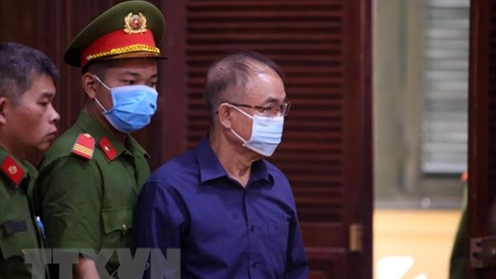 Nguyên Phó Chủ tịch UBND TP Hồ Chí Minh bị tuyên phạt 8 năm tù hình ảnh 1 Nguyen Pho Chu tich UBND TP Ho Chi Minh bi tuyen phat 8 nam tu hinh anh 1