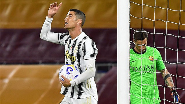 C.Ronaldo: “Tôi chưa thể nói điều gì về HLV Pirlo” - 1