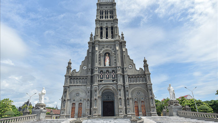 Đền Thánh Sa Châu - nhà thờ Nam Định đẹp uy nghi như ở trời Âu - 18