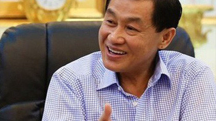 'Vua' hàng hiệu đi bán phở, Johnathan Hạnh Nguyễn thu 1 tỷ/ngày