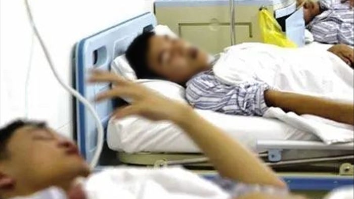 Mới 28 tuổi bị suy thận, bác sĩ thở dài cho biết: Là vì anh đã làm 3 việc quá sức khiến thận không thể chịu nổi - Ảnh 1. Mới 28 tuổi bị suy thận, bác sĩ thở dài cho biết: Là vì anh đã làm 3 việc quá sức khiến thận không thể chịu nổi - Ảnh 1.