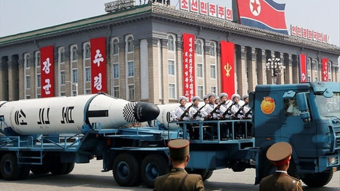 Triều Tiên duyệt binh quy mô lớn