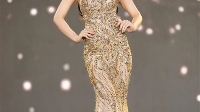 Thí sinh 'Hoa hậu Việt Nam 2020' lộng lẫy với trang phục dạ hội - 8