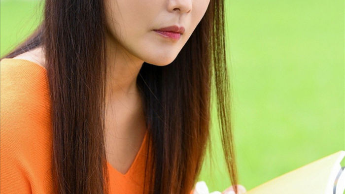 Ngưỡng mộ nhan sắc “không tuổi” của Kim Hee Sun ở tuổi 43 - 1