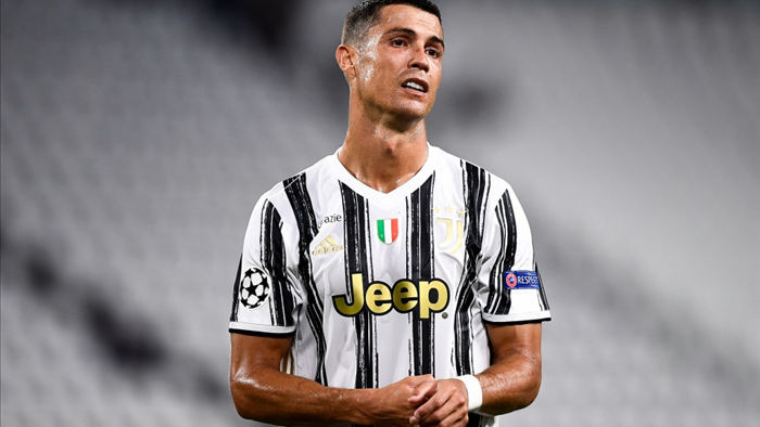 C.Ronaldo nhận lương “khủng”, cao hơn 4 CLB ở Serie A - 1