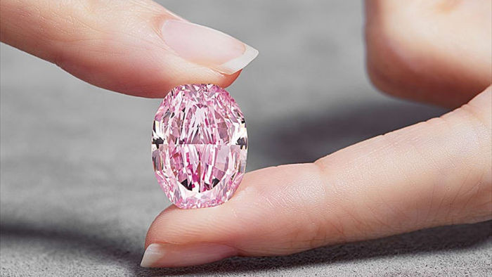 Viên kim cương hồng siêu quý hiếm có thể lên tới 38 triệu USD - 1
