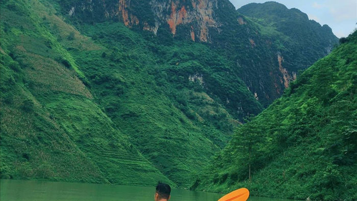 Lên Mã Pí Lèng chèo thuyền kayak, ngắm dòng sông Nho Quế thơ mộng - 7
