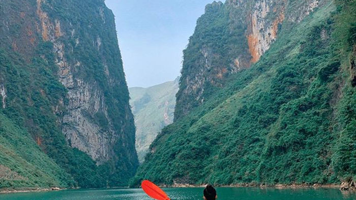 Lên Mã Pí Lèng chèo thuyền kayak, ngắm dòng sông Nho Quế thơ mộng - 5