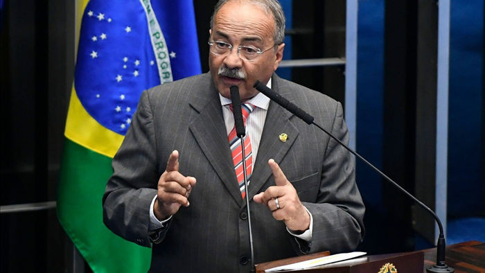 Nghị sĩ Brazil mất chức vì nghi vấn giấu tiền tham nhũng trong quần lót - 1