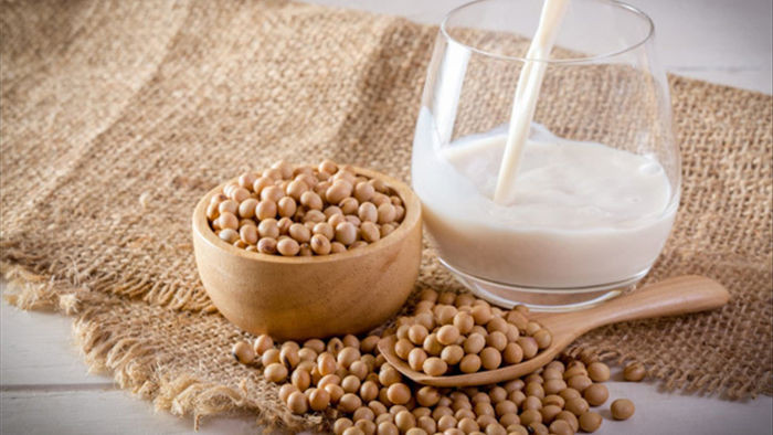 Sữa đậu nành bổ dưỡng nhưng sẽ gây hại khi uống sai cách