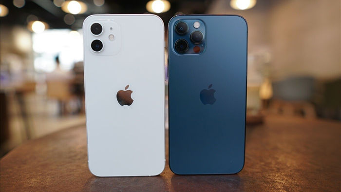 Cận cảnh iPhone 12 và 12 Pro: Thiết kế kết hợp giữa iPhone 11 và iPhone 5 - 1