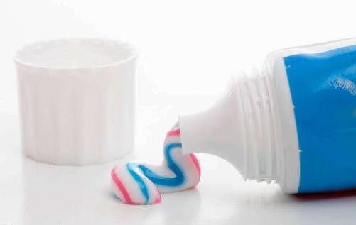 Kem đánh răng tốt đến mức nào? Có quá nhiều công dụng và hiệu quả làm sạch không thua gì chất tẩy rửa-1