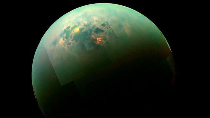 Phát hiện phân tử kì lạ trên Mặt trăng của Sao Thổ - 1