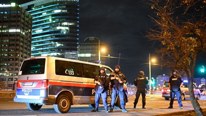 Áo: Nhiều đối tượng mang súng tấn công trung tâm thủ đô Vienna hình ảnh 1 Ao: Nhieu doi tuong mang sung tan cong trung tam thu do Vienna hinh anh 1