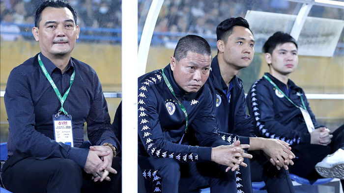 HLV Chu Đình Nghiêm có nguy cơ vắng mặt ở trận gặp Than Quảng Ninh - 1
