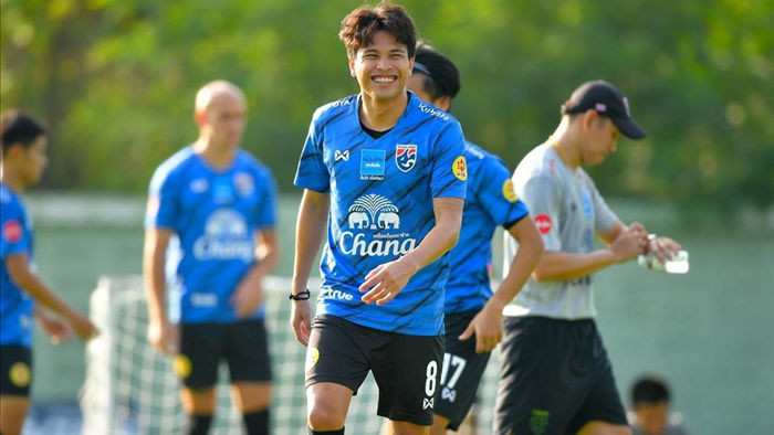 HLV Nishino hé lộ đội hình Thái Lan gặp Thai-League All Stars - 2