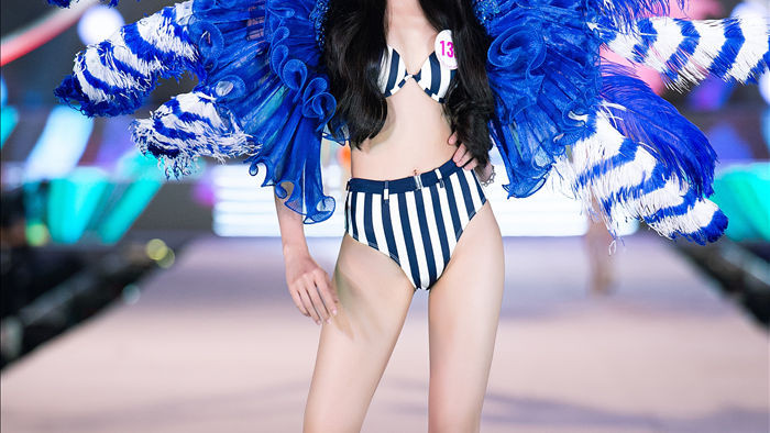Cận cảnh màn diễn bikini bốc lửa của các thí sinh đẹp nhất Hoa hậu VN - Ảnh 6.